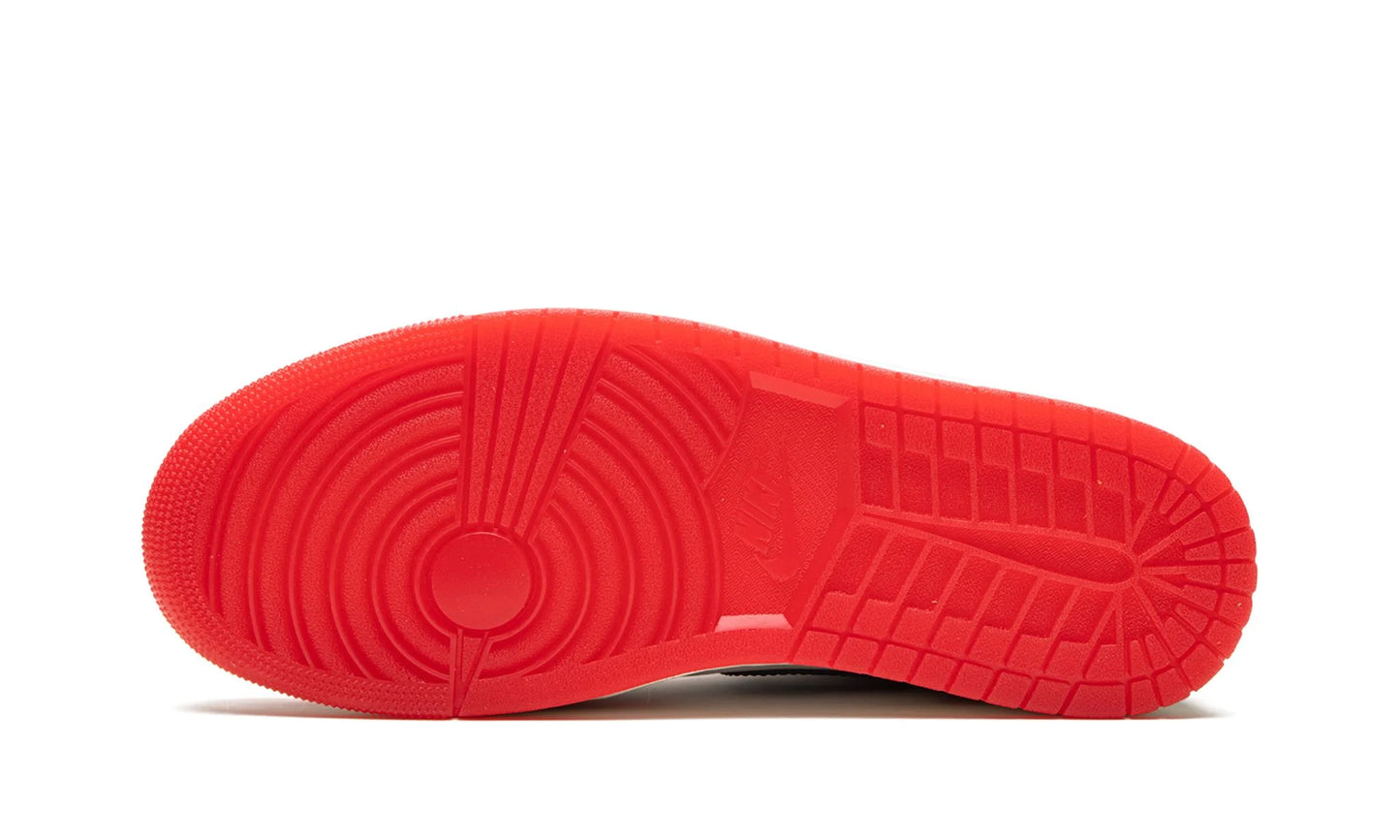 AIR JORDAN 1 HIGH OG "Spider-Man Across the Spider-Verse"